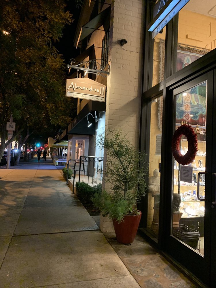 https:\/\/www.yelp.ca\/biz_photos\/alexandria-ii-bookstore-pasadena